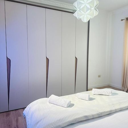 Bllok: Central Cozy Stay, 24/7 Self Check-In 티라나 외부 사진